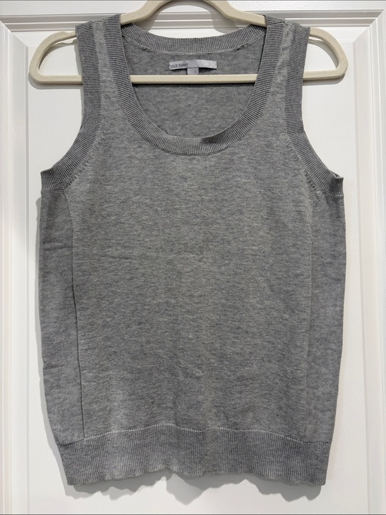 Old Navy Tops - Old Navy Women’s Gray Sleeveless Knit Cotton Tank, large